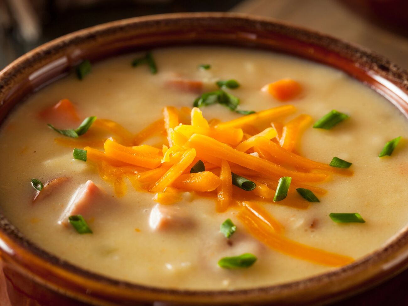 Для супа понадобятся 2 ст. л. крем-сыра