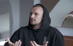 Цимбалюк заявив, що була лише одна учасниця на проєкті, яка реально кохала його