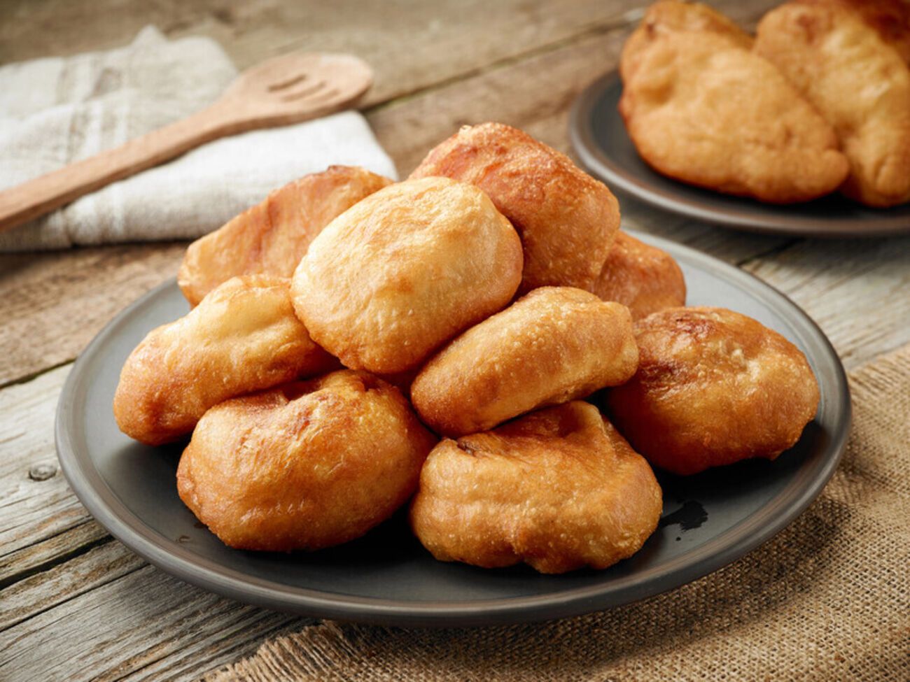 Для теста понадобится 500 мл воды