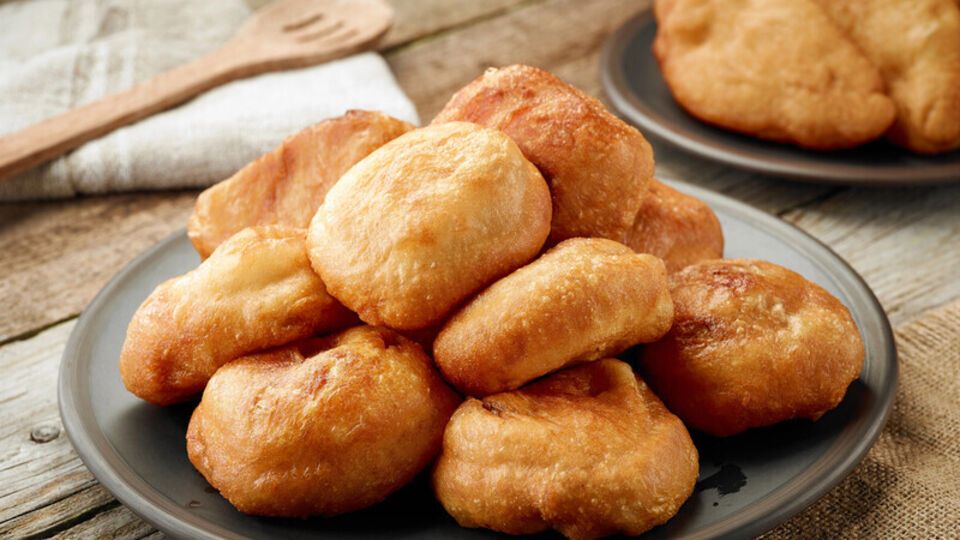 Для тіста знадобиться 500 мл води