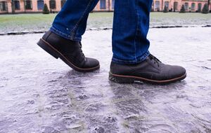 Нужно сделать подошву более шероховатой