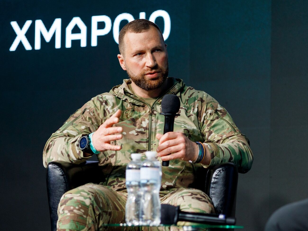 По данным СМИ, генерал-майор Хмара освобождал от РФ остров Змеиный