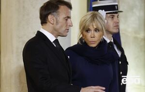 Обвиняемых признали виновными в публикации комментариев с ложными утверждениями по поводу пола Бриджит Макрон