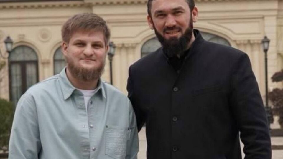 Подання щодо Ахмата Кадирова (на фото зліва) нібито надійшло від Даудова