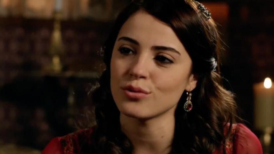 После допроса в полиции Эйюбоглу освободили из-под стражи