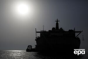 Marinera плывет на северо-восток в Атлантическом океане