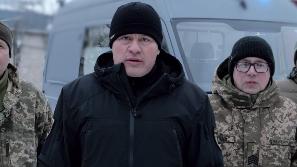 Машина скорой помощи поможет сохранить жизни военным, заявил Палатный