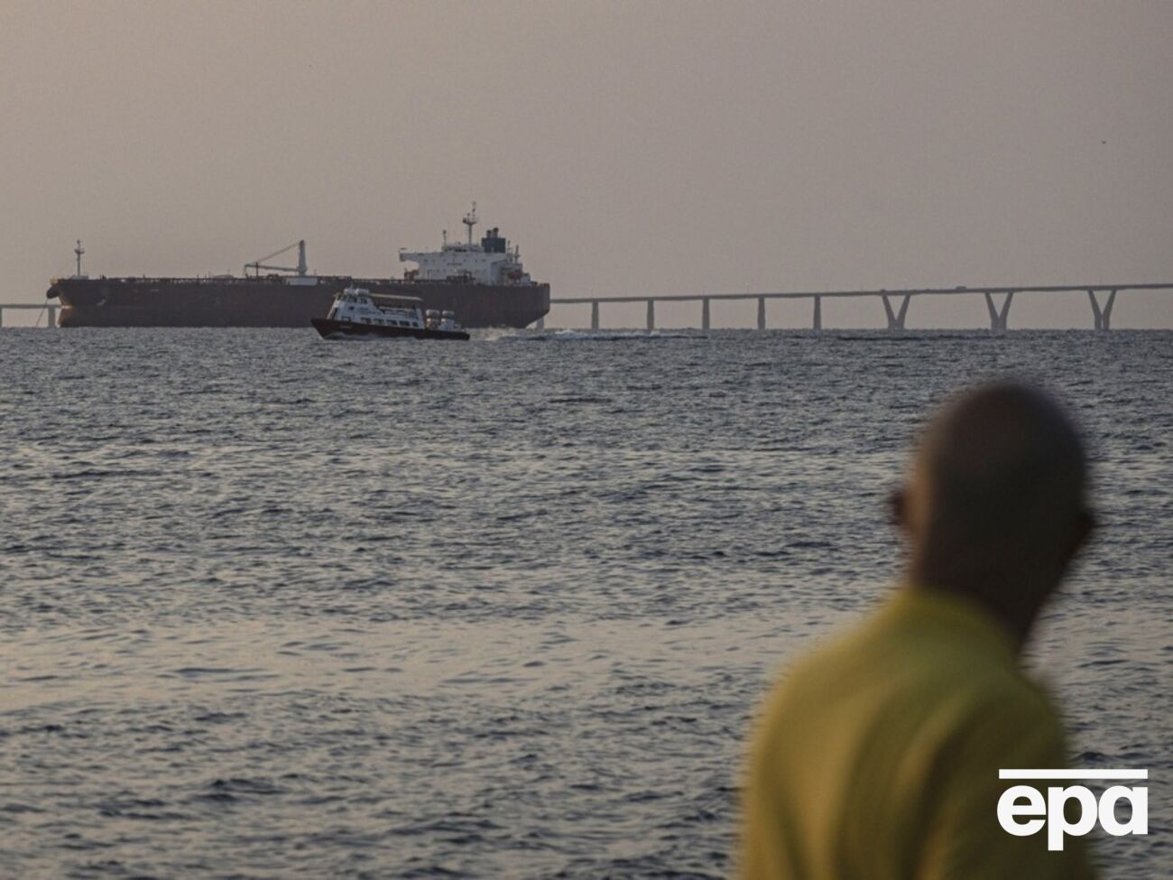 Береговая охрана сопровождала перехваченное судно M/T Sophia до США для окончательного распоряжения