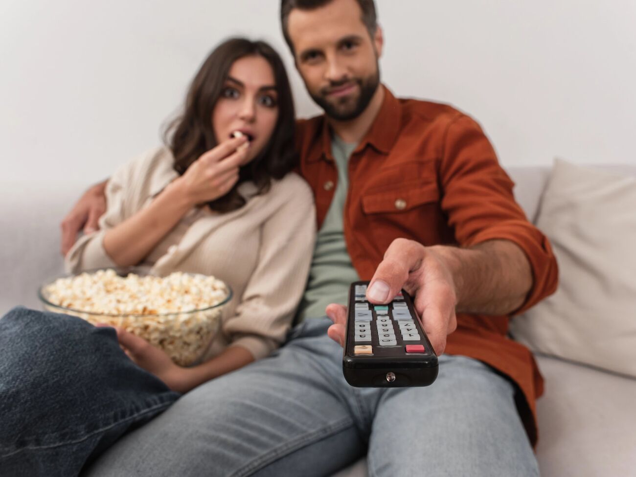 В Украине запрещена трансляция фильмов, популяризирующих органы страны-агрессора