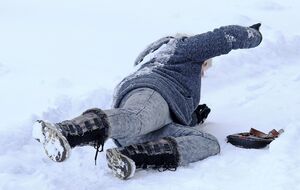 Ожеледиця зіпсувала плани не лише пішоходам, а й любителям зимового бігу