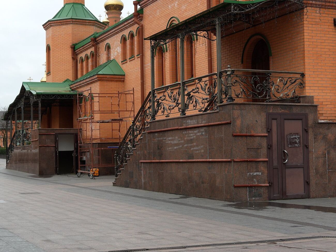 В УПЦ МП стверджують, що при монастирі діє лише Київська духовна академія