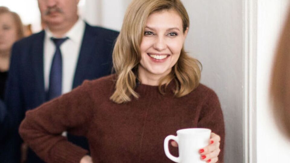 Зеленская делала красный маникюр до начала полномасштабной войны
