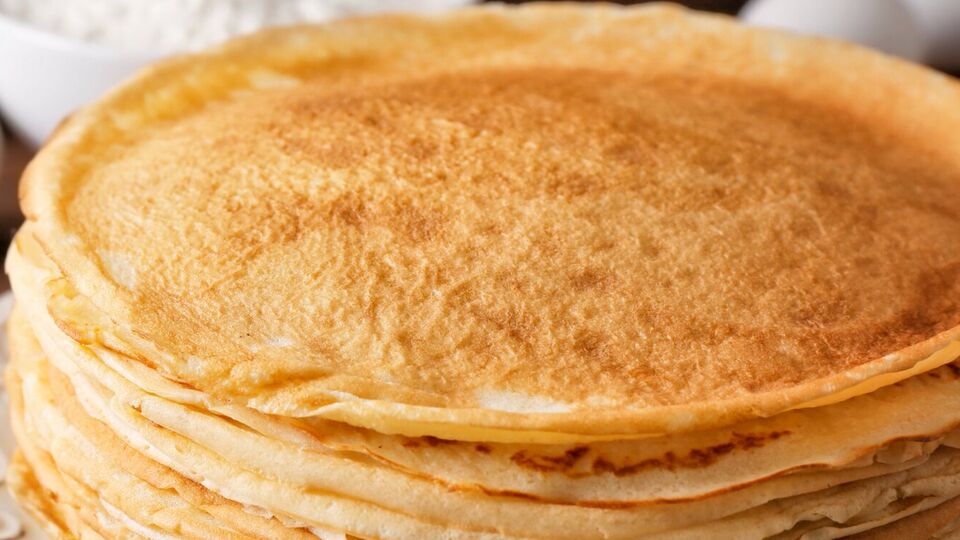 На дві склянки борошна знадобиться стільки ж молока