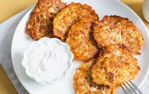 Для тіста візьміть одну морквину