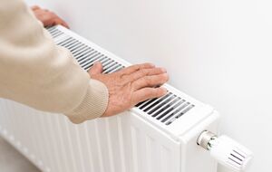 Из-за атак РФ жители двух регионов частично остались без теплоснабжения