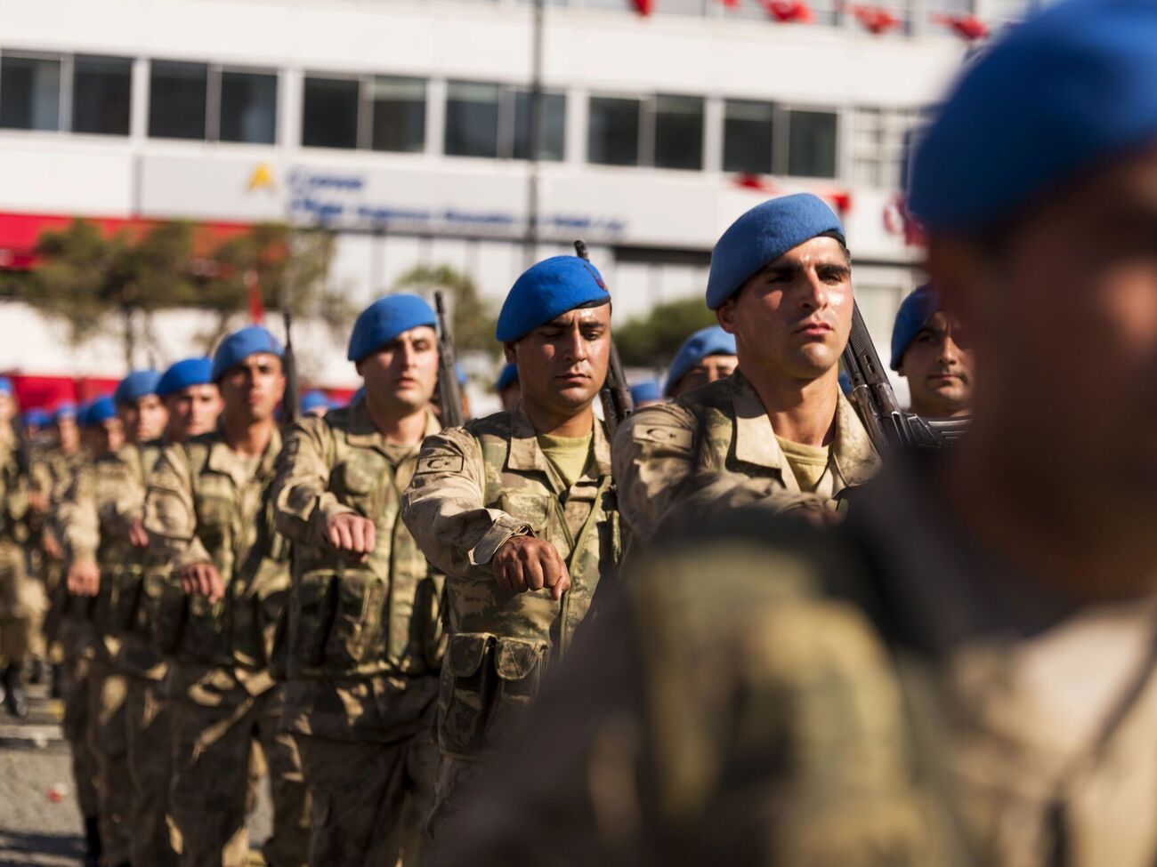 Турция готова направить войска в Украину только при условии четкой миссии миротворческого контингента