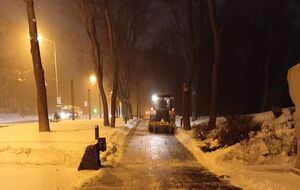 Городские и коммунальные службы в Киеве уже работают в усиленном режиме, отметили в КГГА