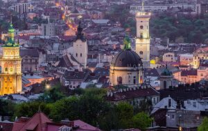 Часть больниц и электротранспорт Львова 7 января были обесточены