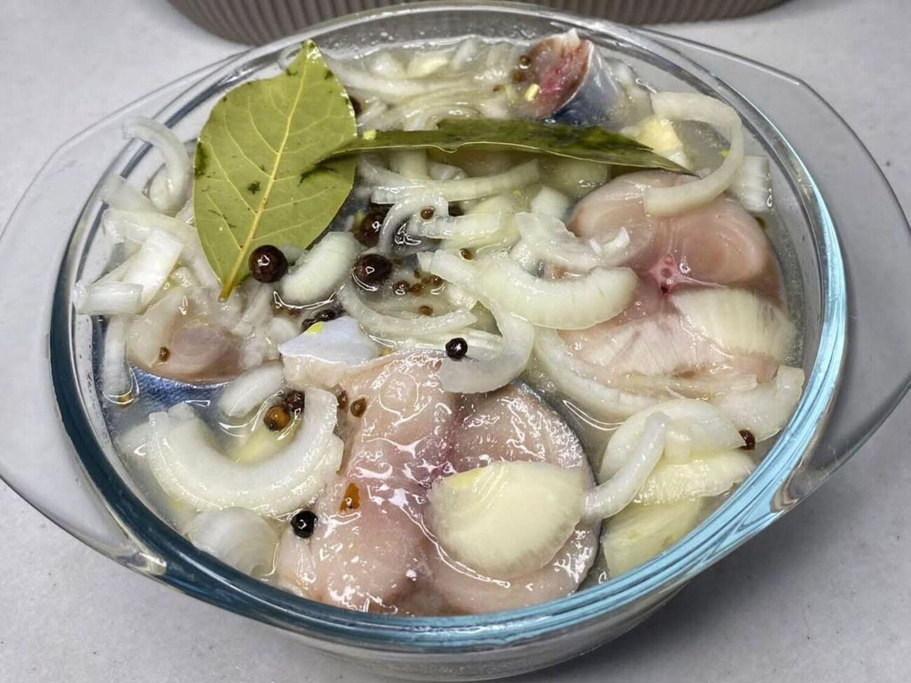 Рыбу нужно мариновать 12 часов