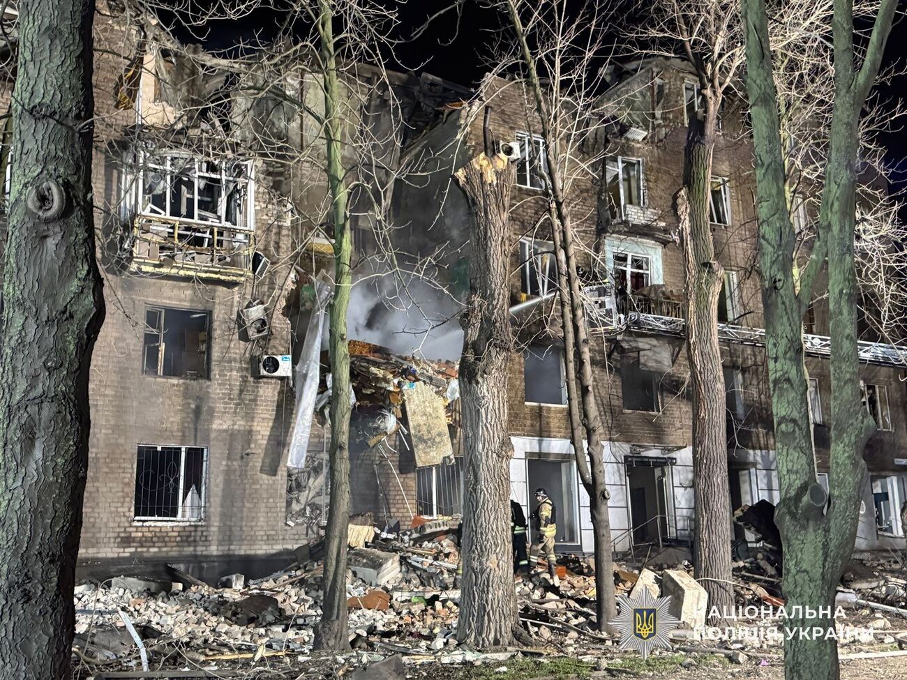 Унаслідок атаки РФ у Кривому Розі пошкоджено 29 багатоповерхових будинків, із них 10 – дуже серйозно, розповів Вілкул