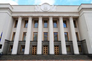 Рада через обстріли РФ залишилася без води й опалення