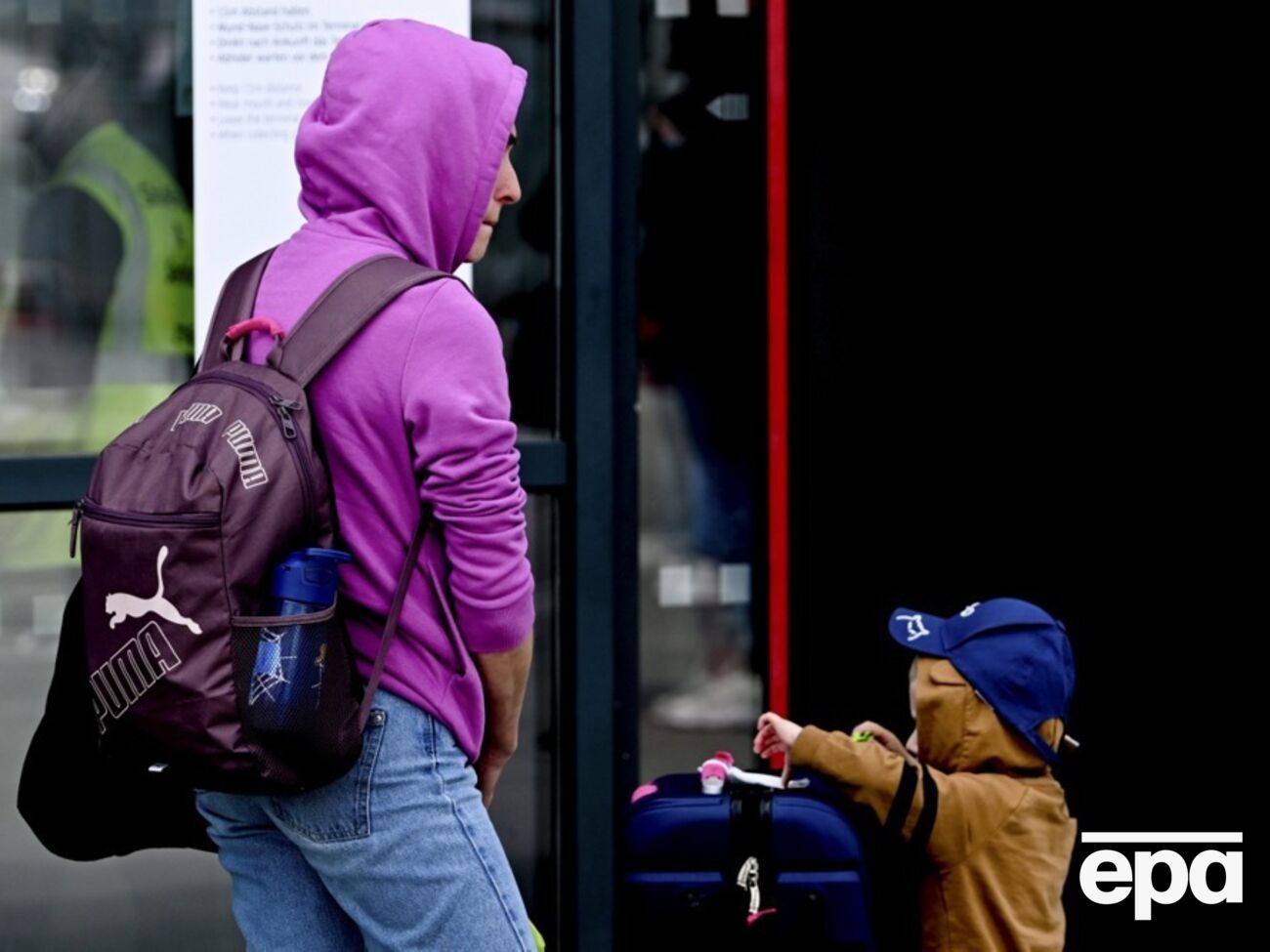 Цель таких российских фейков – запугивание украинцев за границей, сообщили в ЦПД