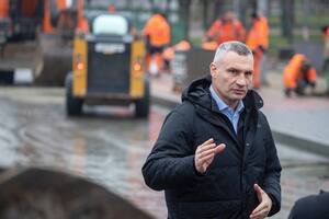 Кличко: Обращаюсь к киевлянам, у которых в домах есть тепло и вода: помогайте согражданам