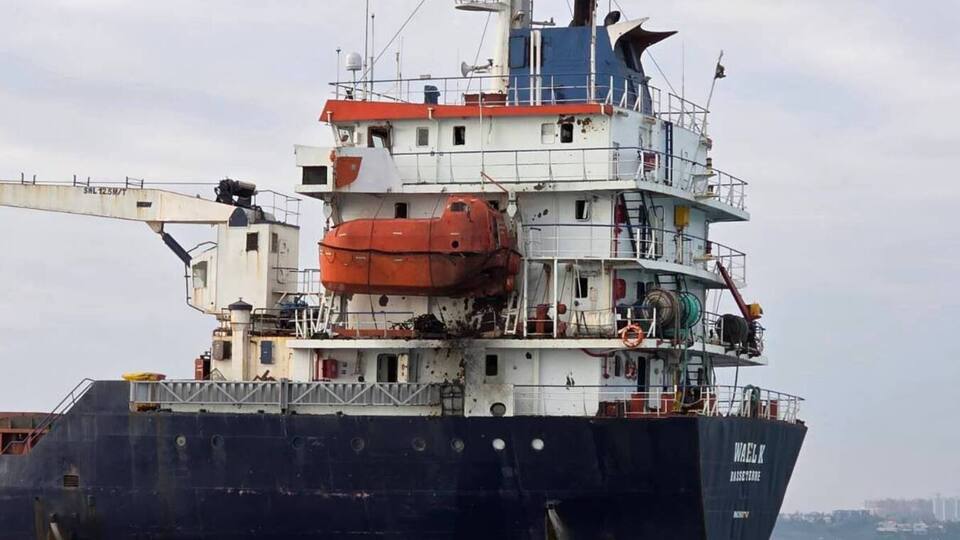 Россия сознательно бьет по гражданским объектам, по международному судоходству, по продовольственной логистике