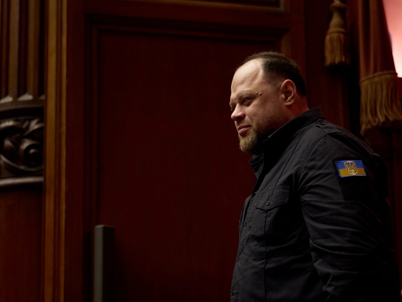 По словам Стефанчука, парламент рассмотрит оба заявления об отставке в ближайшее время