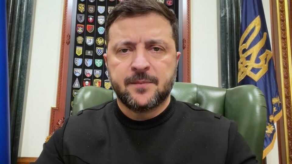 Украину атаковали более 200 российских дронов, а также значительное количество баллистики, в основном – против Киева, отметил Зеленский