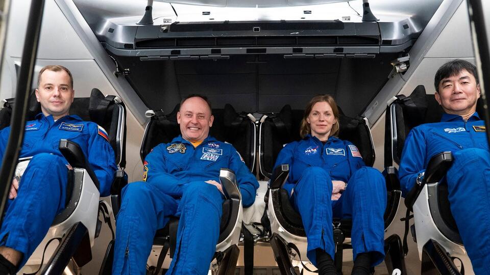 NASA вернет на Землю миссию SpaceX Crew-11 ранее установленного срока из-за "медицинской проблемы" одного из членов экипажа