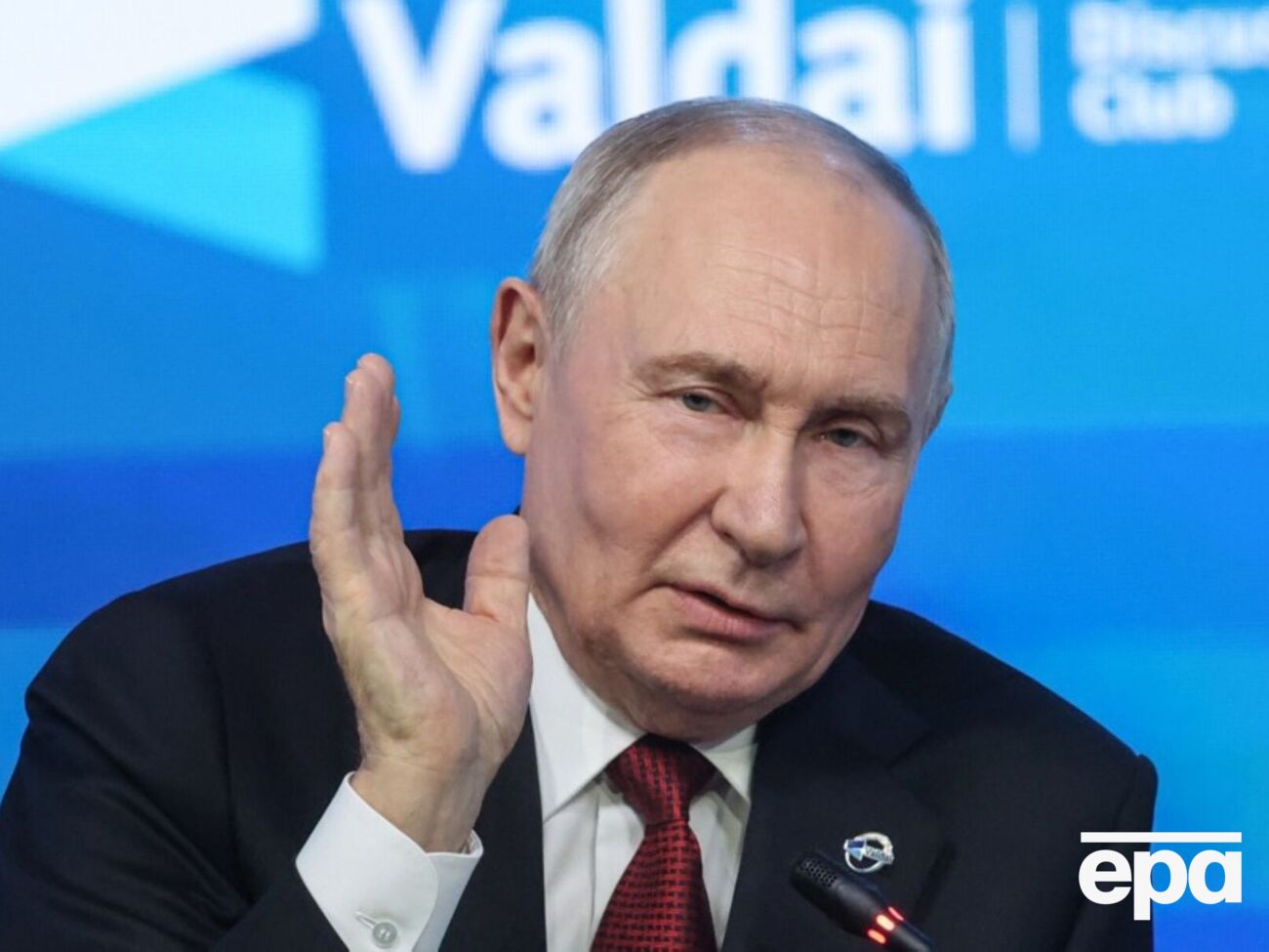 "Получи, фашист, гранату от советского солдата, мля". Путин высказался об ударах Украины по РФ
