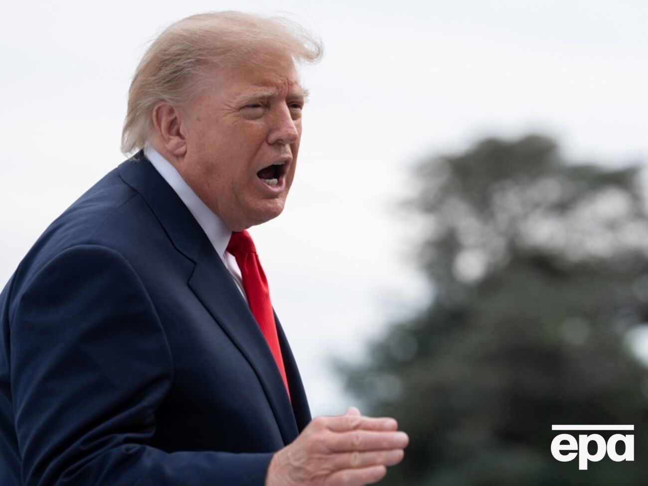 Трамп звинуватив Зеленського у продовженні війни і заявив, що Україні потрібен новий президент