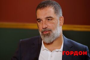 Тренер "Шахтаря" про роботу під час війни: Я безмежно вдячний Ахметову, але мені важко, що немає де розмістити фото дітей