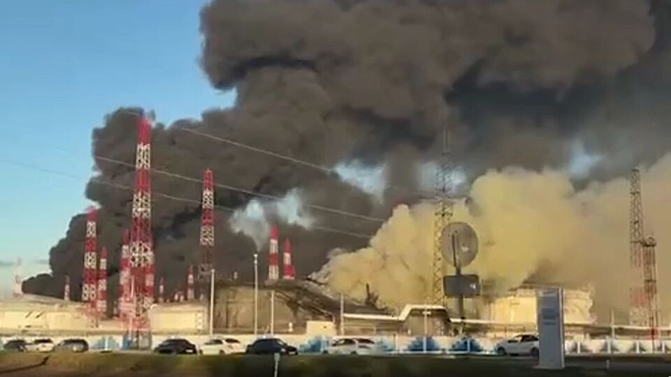 Сили оборони повторно уразили велике російське нафтове сховище. Подробиці