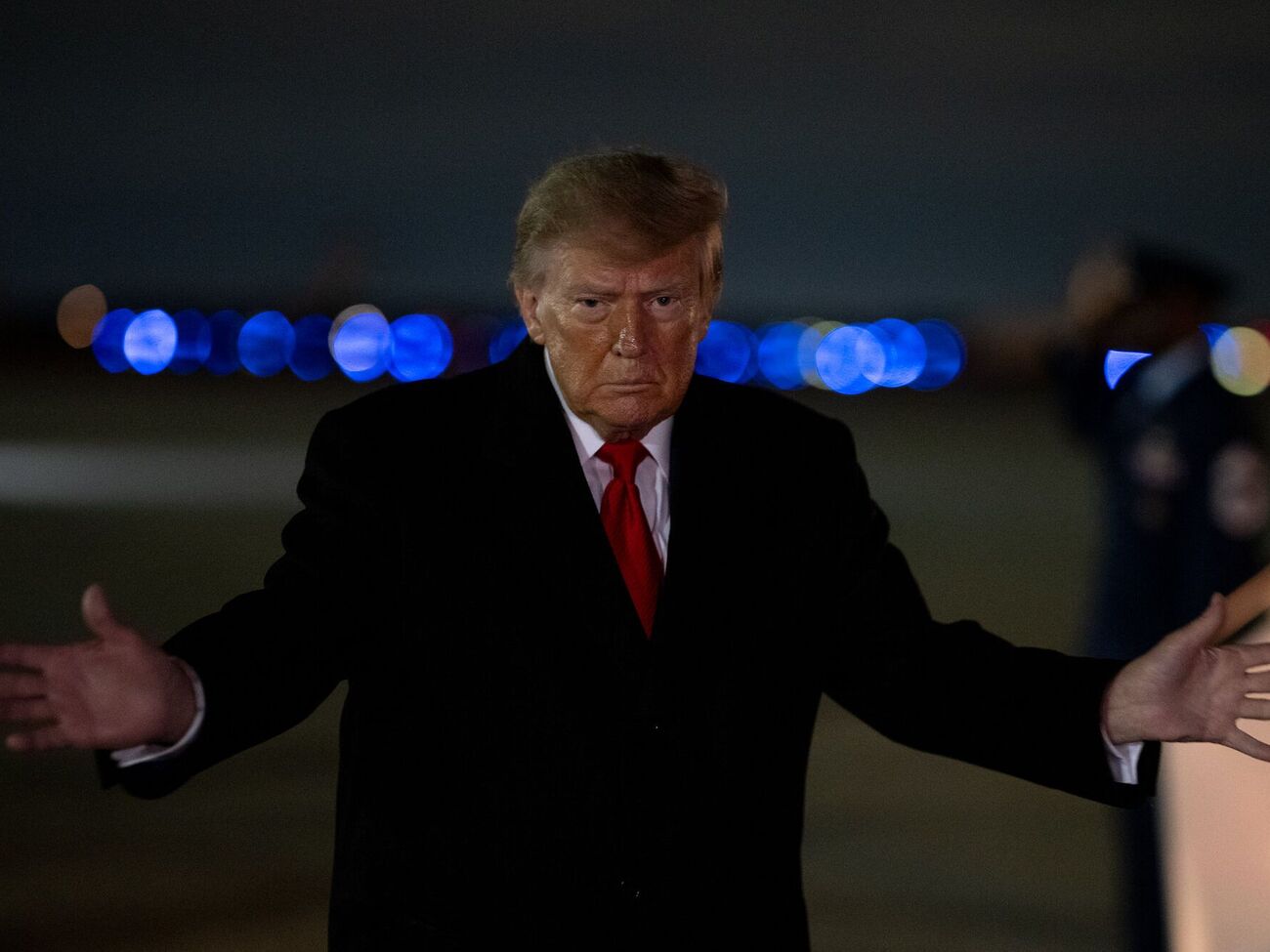 Трамп став настільки непопулярним, що в партії непокояться через його участь у передвиборчій кампанії – CNN