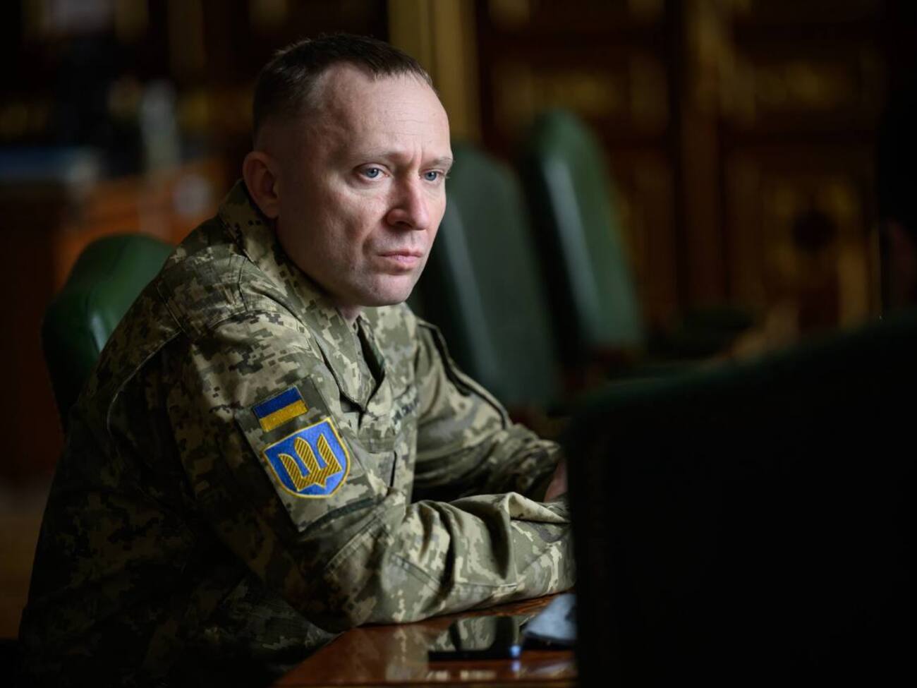 Драпатому й Палісі надходили дзвінки з погрозами від США. The Kyiv Independent дізналося подробиці