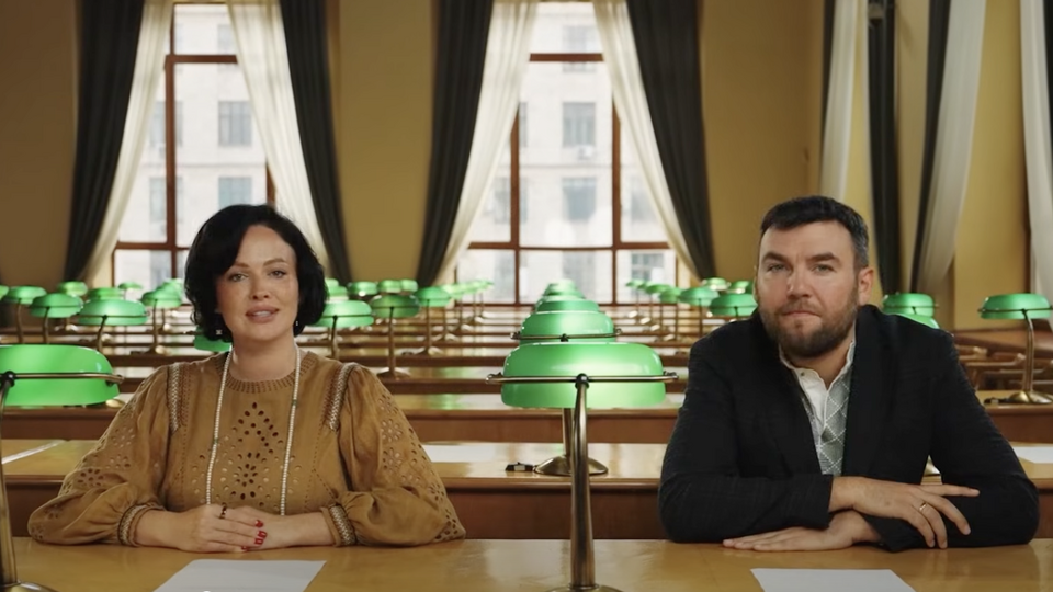 Українцям підготували несподіванку. Хто читатиме радіодиктант єдності, написаний ветераном війни