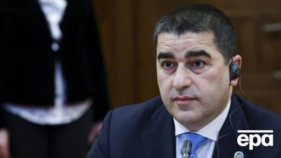 Росія висунула Грузії вимогу про демаркацію "кордонів" окупованих РФ територій і ввела ембарго на вино й колу
