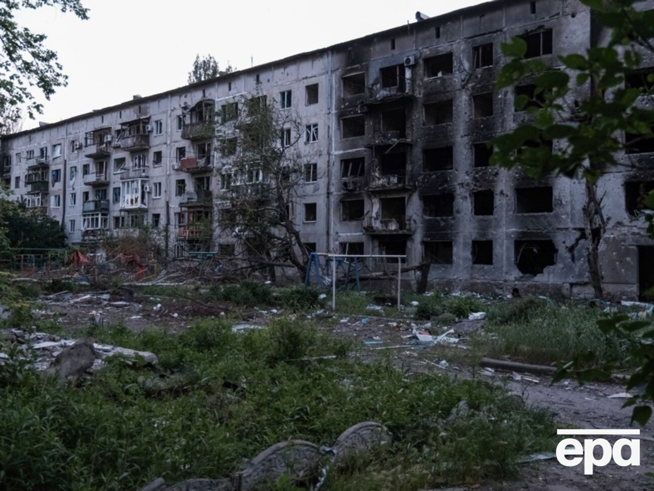 Мати окупанта, якого обвинувачують у розстрілі цивільних: Мирні так не живуть. У кожного комп'ютер, підвал заставлений продуктами
