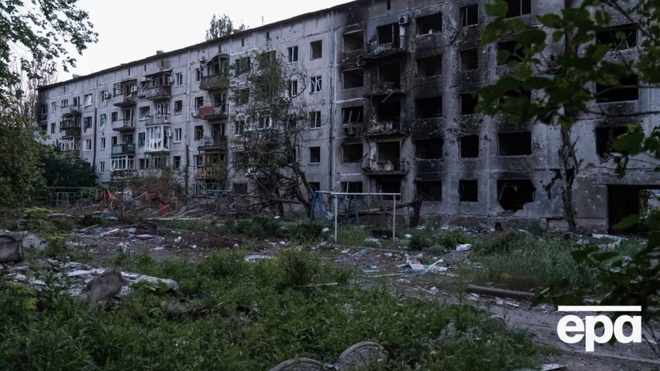 Мати окупанта, якого обвинувачують у розстрілі цивільних: Мирні так не живуть. У кожного комп'ютер, підвал заставлений продуктами