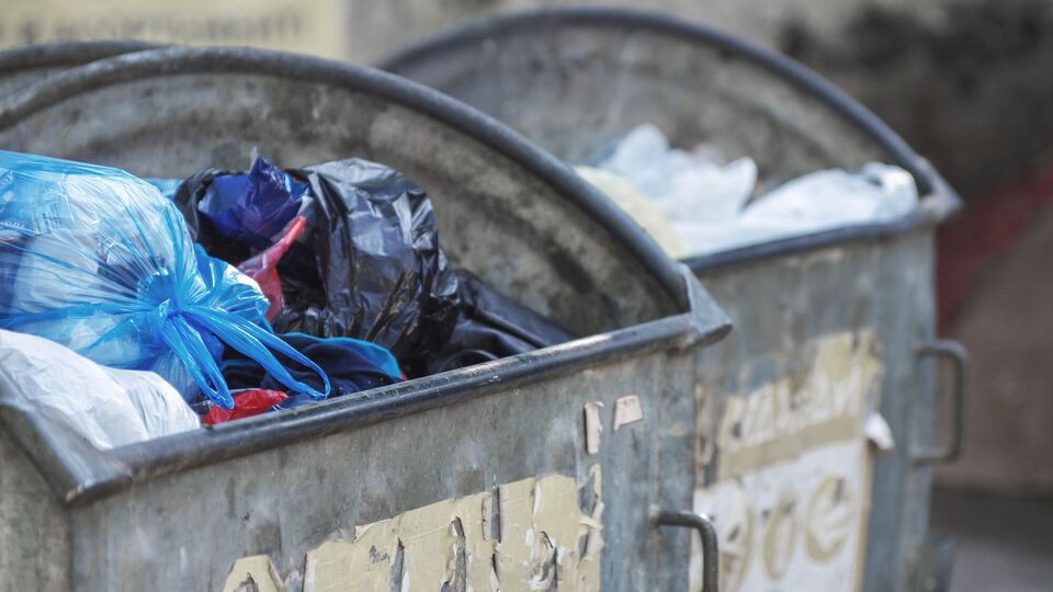 У Харкові у сміттєвому контейнері виявили тіло чоловіка. Що про це відомо