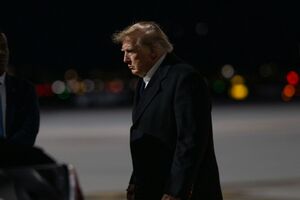"Трамп дуже розлючений". У Білому домі сперечаються щодо розвідданих для України, пишуть ЗМІ. Хто проти припинення обміну