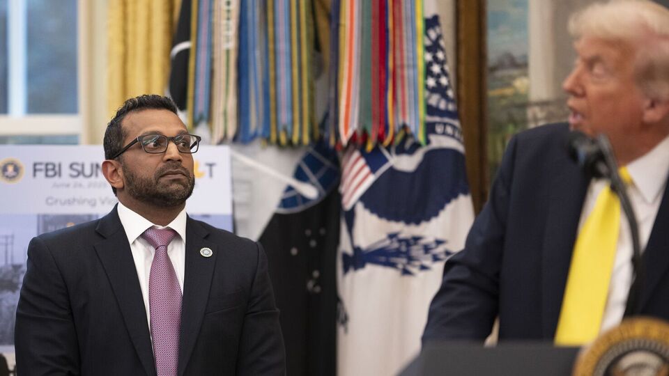 Звʼязки між адміністрацією Трампа і Кремлем міцнішають? Намір глави ФБР відвідати РФ непокоїть навіть його підлеглих – ЗМІ
