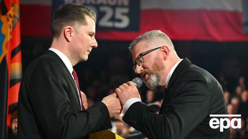 Президент Польщі хоче залучити до коаліції відомого українофоба, який бив молотком пам’ятник УПА – ЗМІ