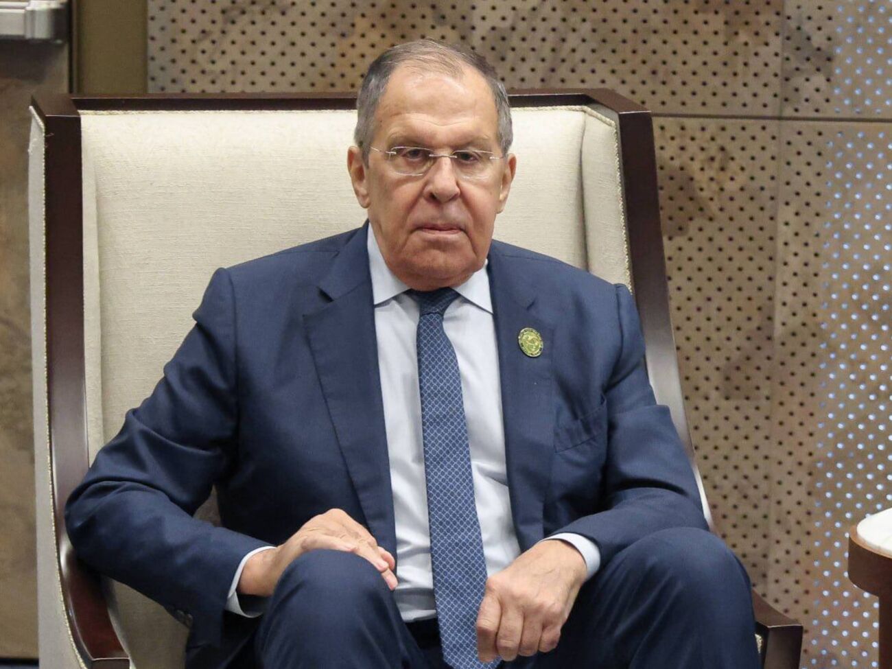 Лавров заявил, что РФ не пойдет на прекращение огня и что Зеленский бросил "грубый вызов Трампу"