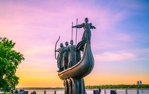 "Допомагайте фронту або не заважайте дестабілізацією столиці". Військові закликали не проводити мітингів у Києві
