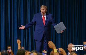 Под угрозой даже Техас. Трамп перед выборами "играет в русскую рулетку", дела у его партии все хуже. Впереди импичмент?