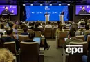 "Путин под прикрытием" пустил газы? Politico рассказало о зловонии в зале перед появлением Зеленского