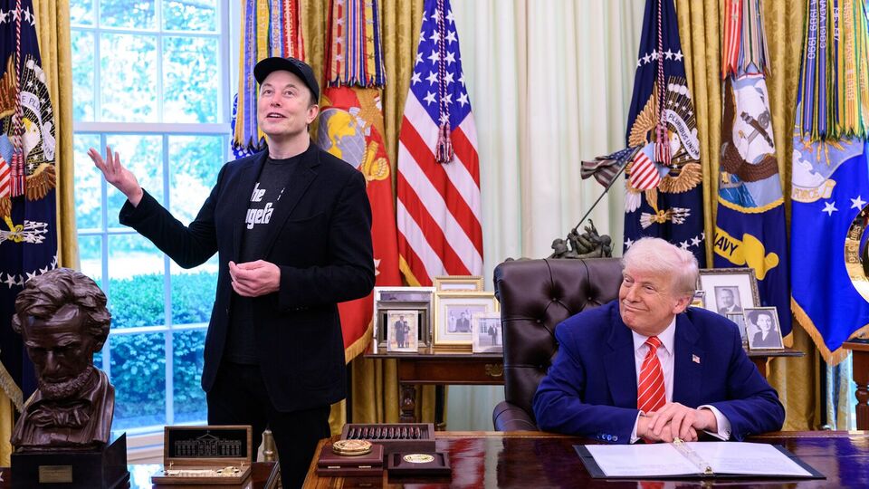 ЗМІ дізналися, хто прийшов до Трампа з планом обмежити роботу "військового пакета" Starlink в Україні